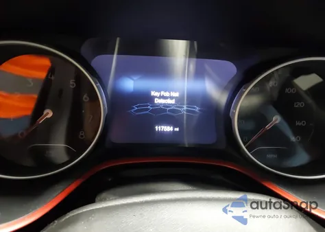 2018 Jeep Compass Trailhawk 4X4 z USA, uszkodzony, nr VIN 3C4NJDDB5JT262722